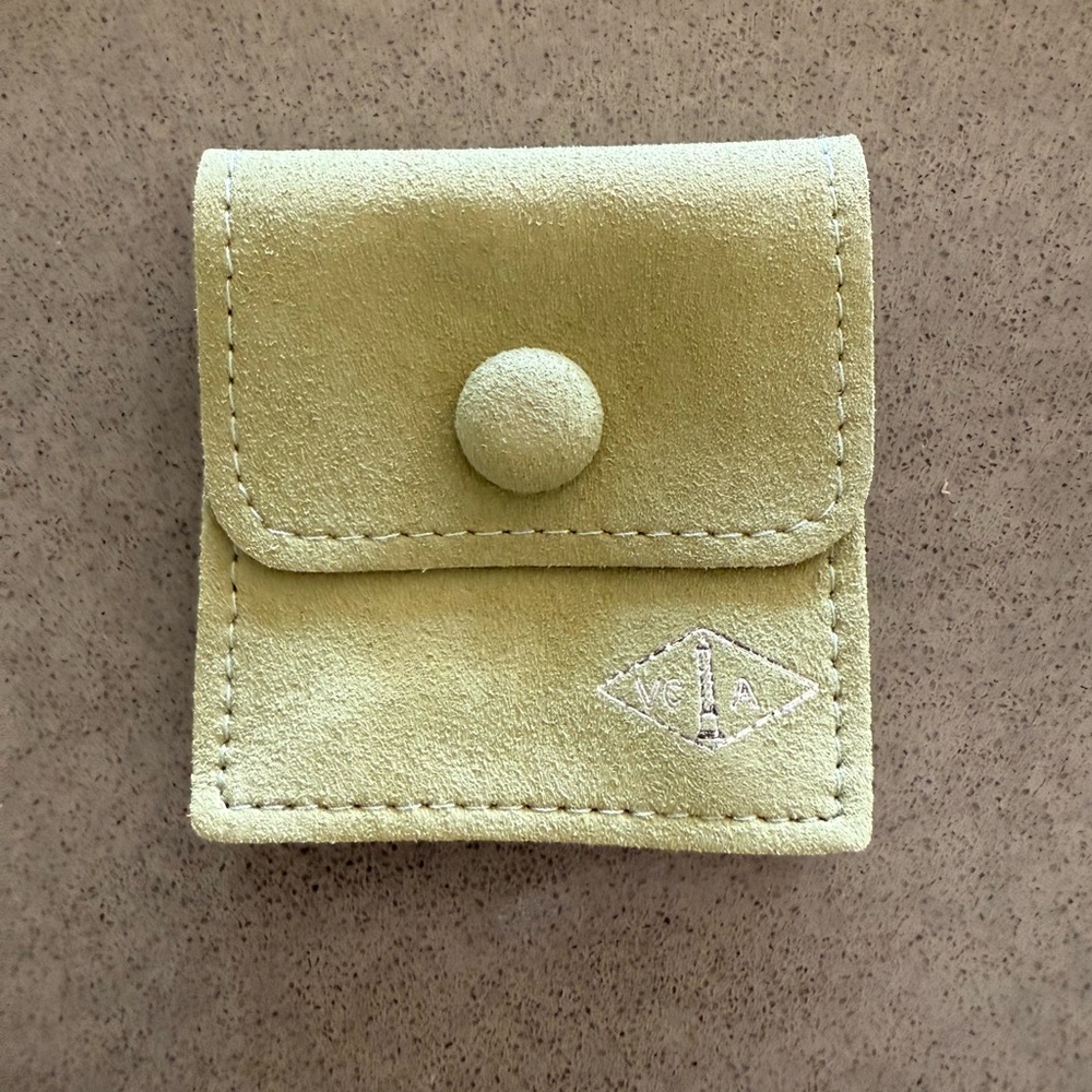 Van Cleef & Arpels Green Suede Ring Pouch NWT